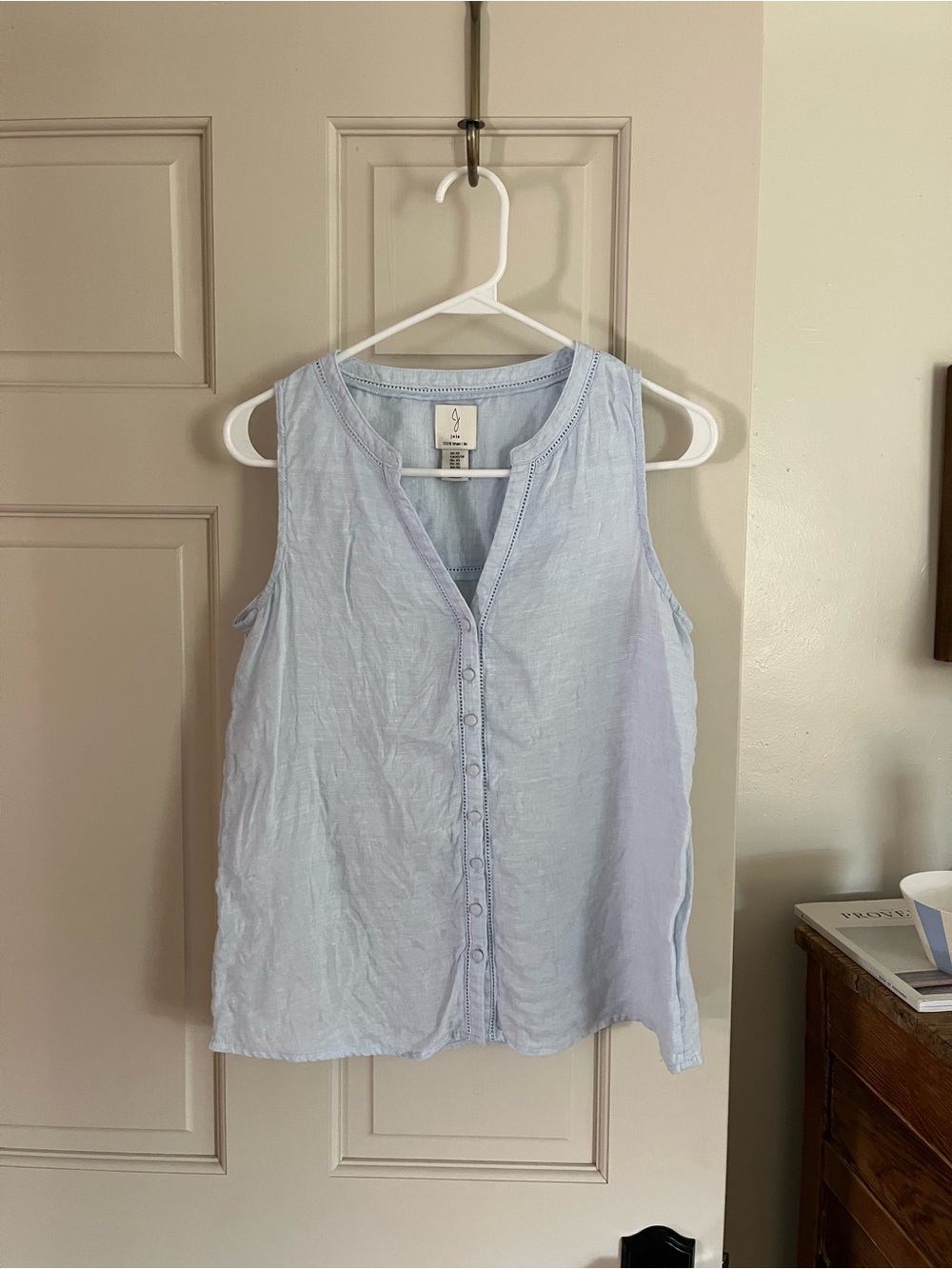 100% Linen Buttondown Sleeveless Top